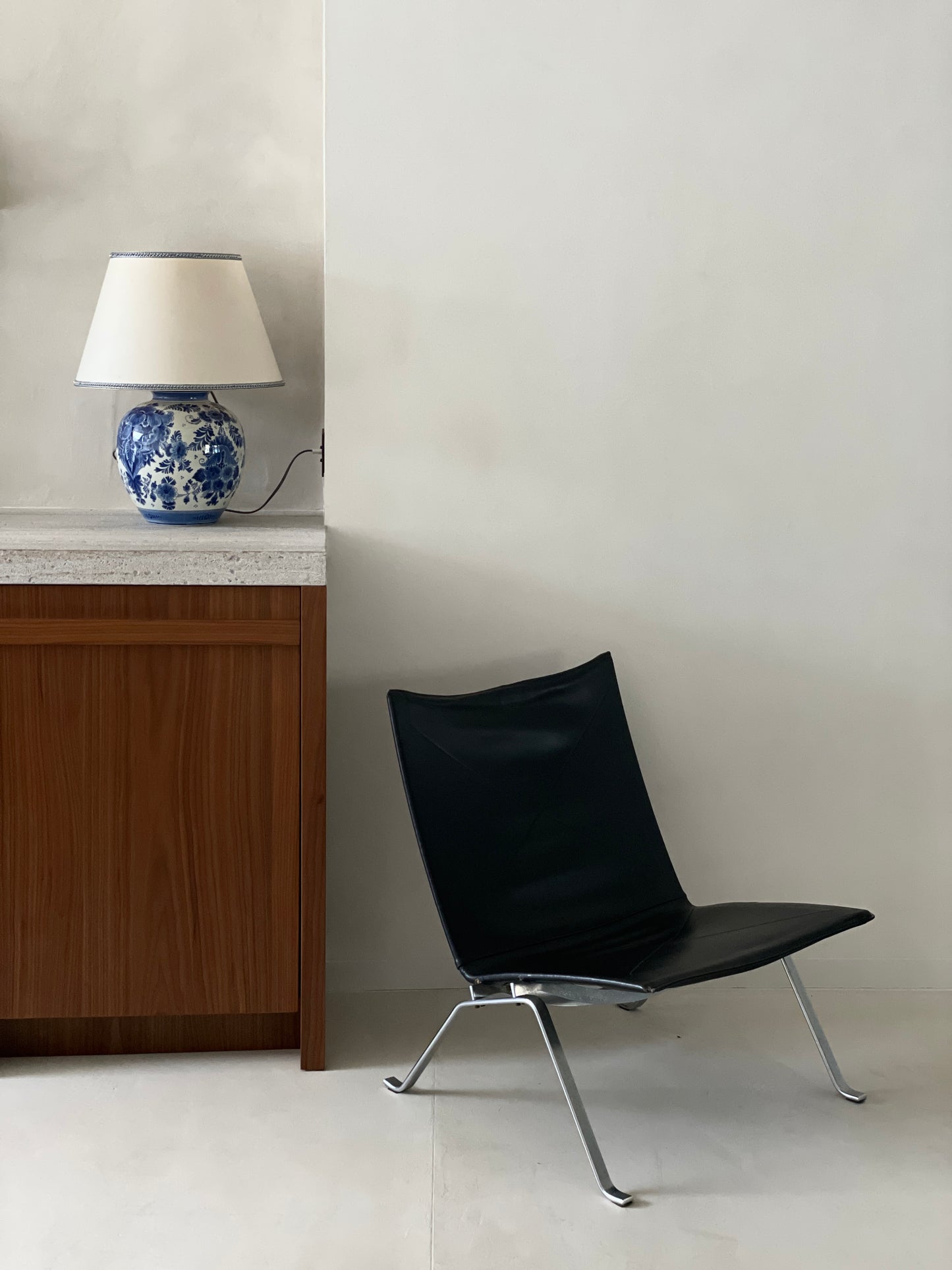 First generation PK22 Easy chair by Poul Kjaerholm, 1960s