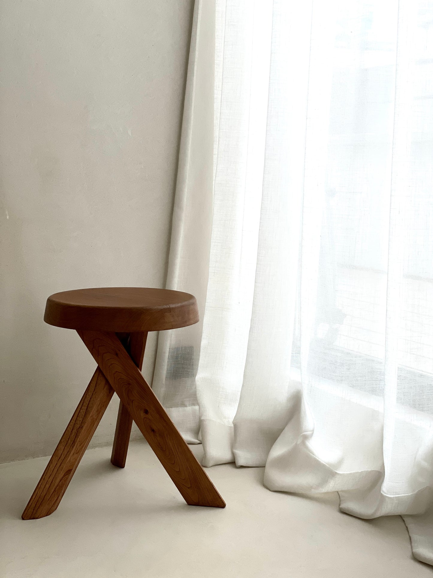 S31A stool in solid elm by Pierre Chapo, 1980s
