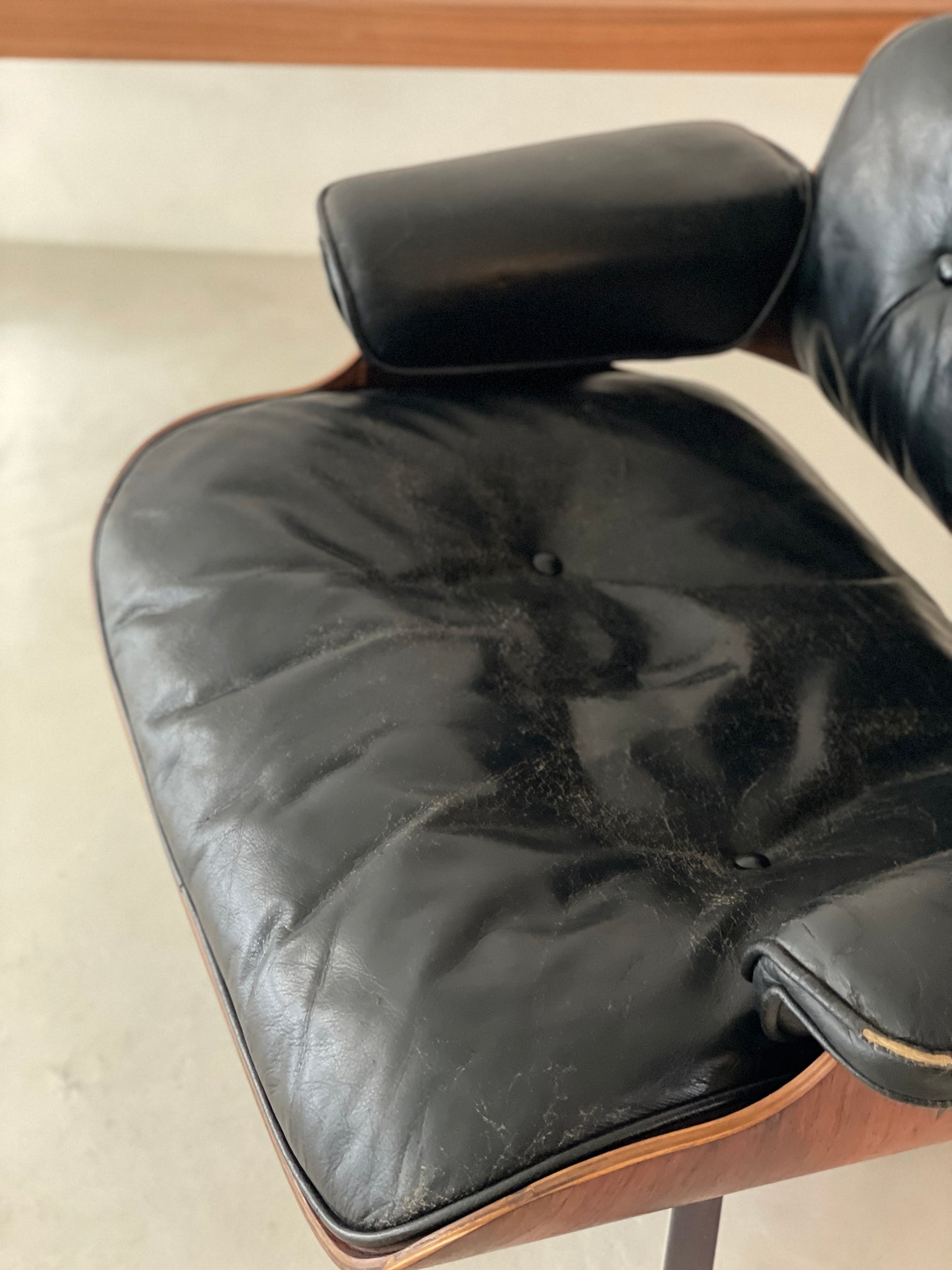 🔴 Eames Lounge Chair and Ottoman, Herman Miller (USA), 1970s