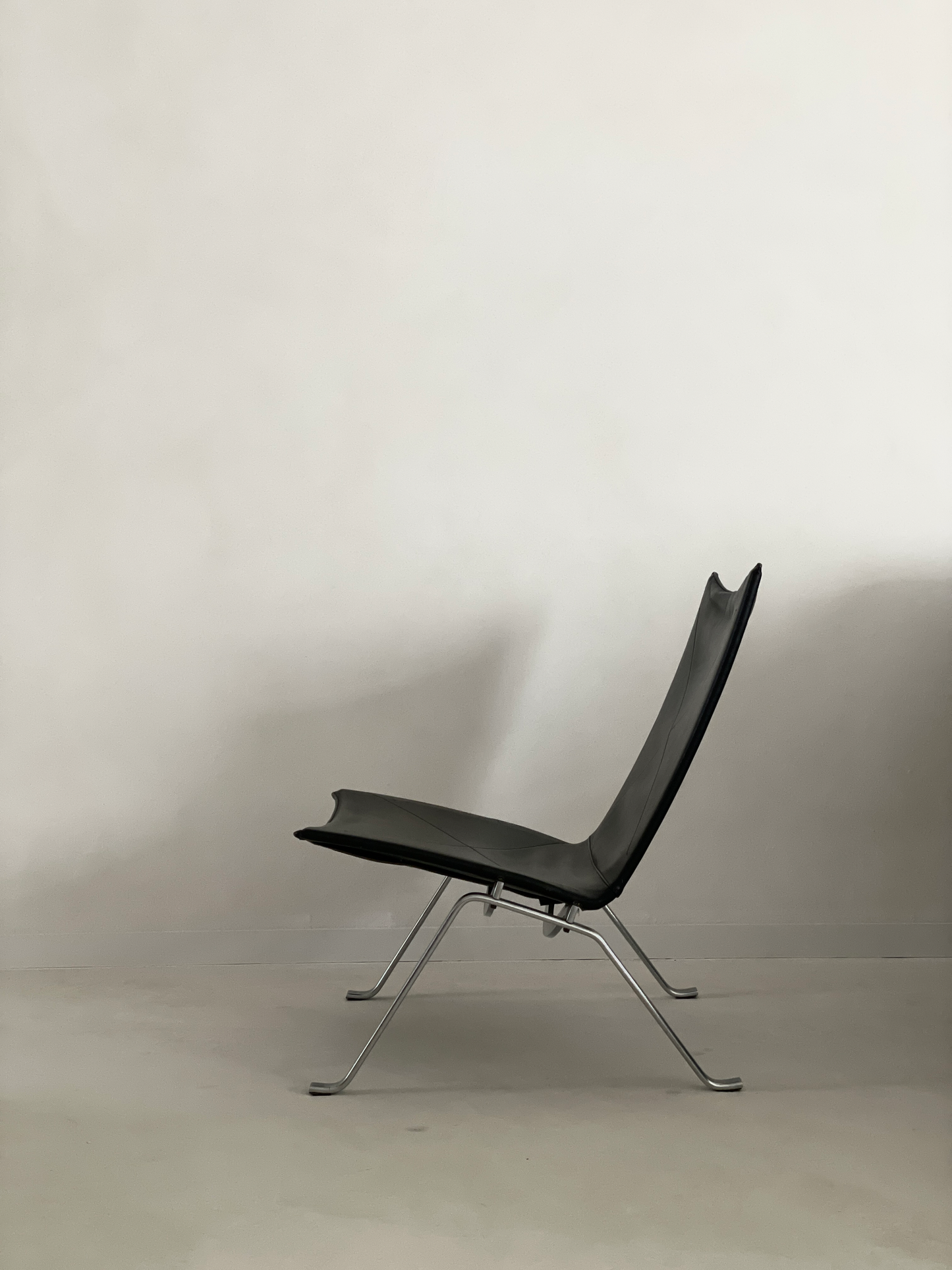 First generation PK22 Easy chair by Poul Kjaerholm, 1960s