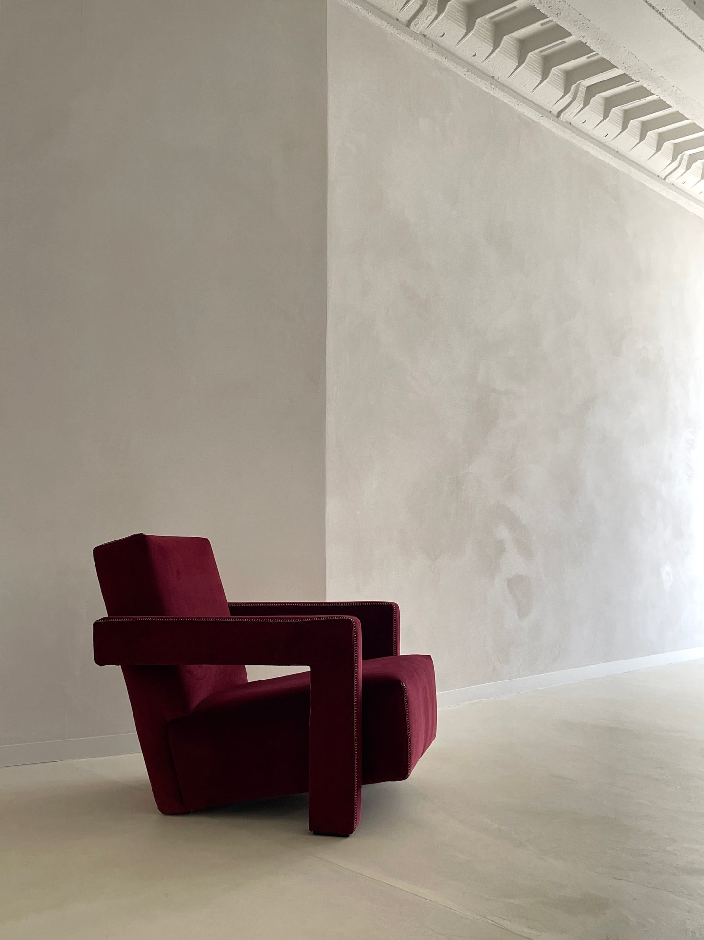 🔴 Utrecht “637” lounge chair by Gerrit Rietveld for Cassina